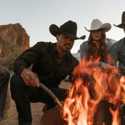 Classic Western Shirt in Black