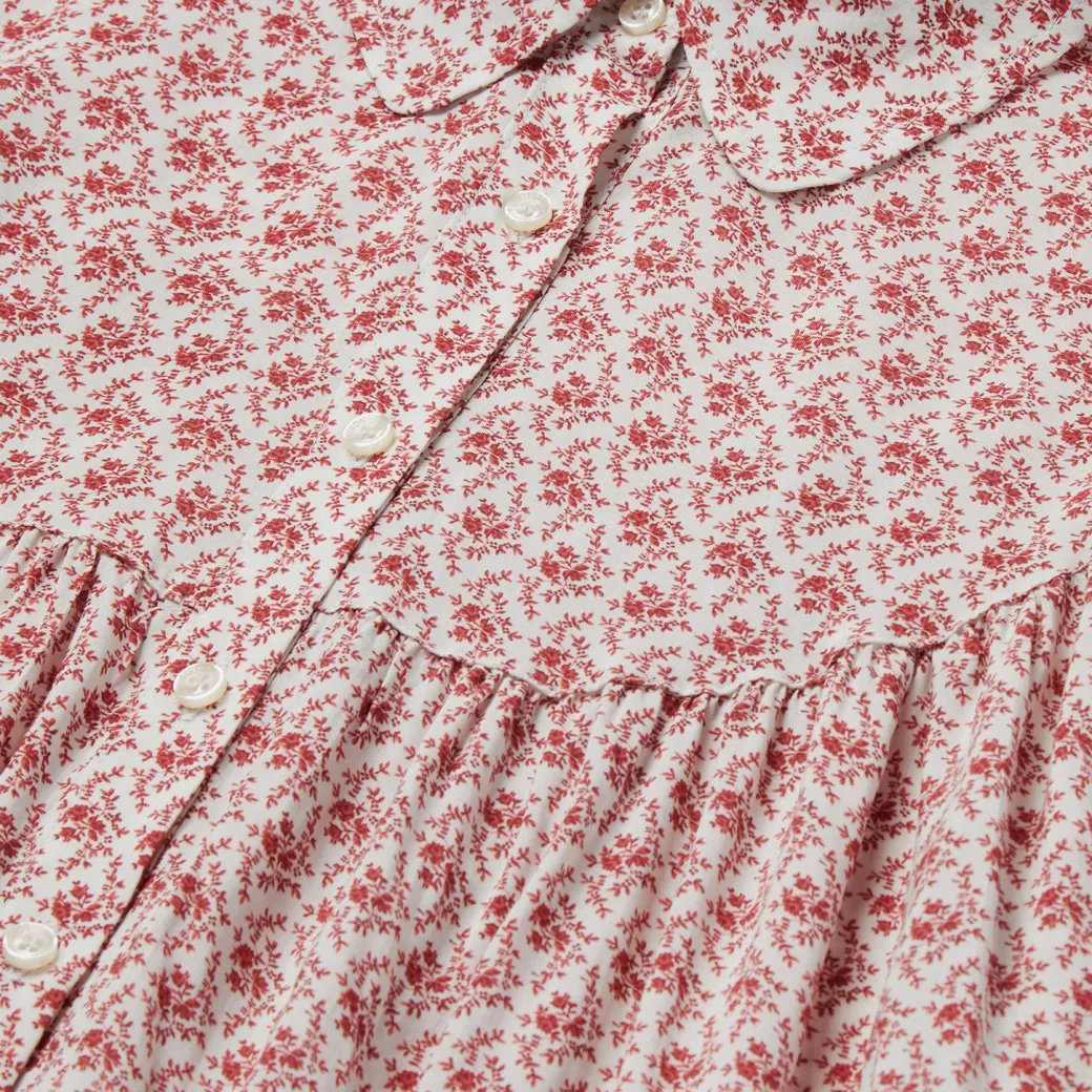 Short-Sleeved Cottage Floral Blouse
